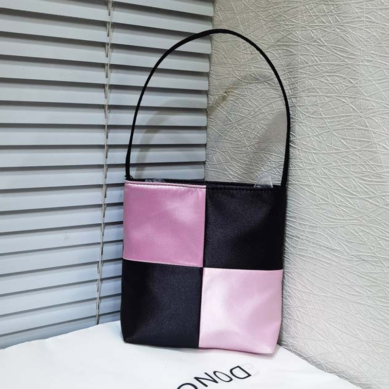 Silk Square Handbag Women's Fa - Interior Design High End recension och pris