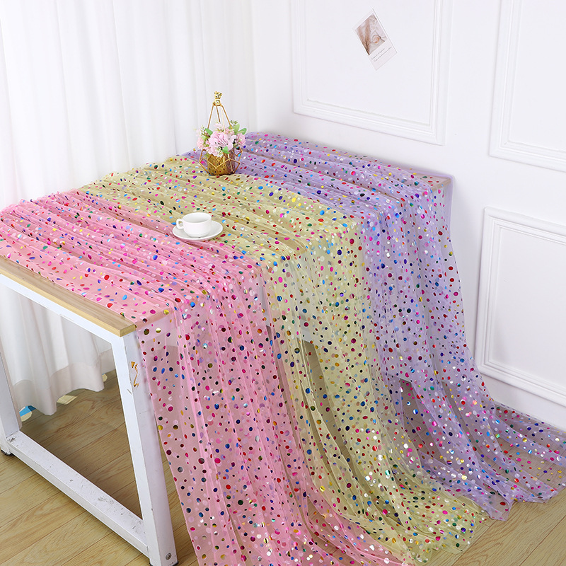 Colorful Polka Dot Gold Foil T - Table Runner recension och pris