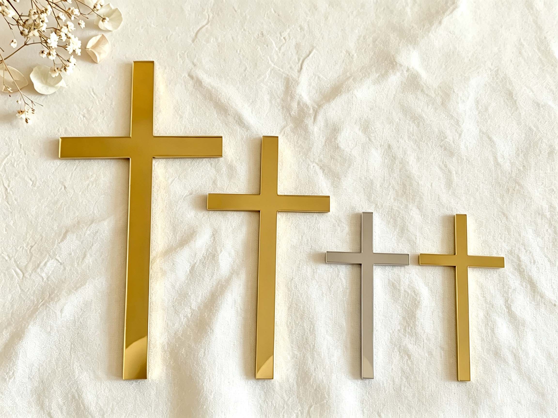 Personalized Cross & Name Cake - Decorative Mirror recension och pris