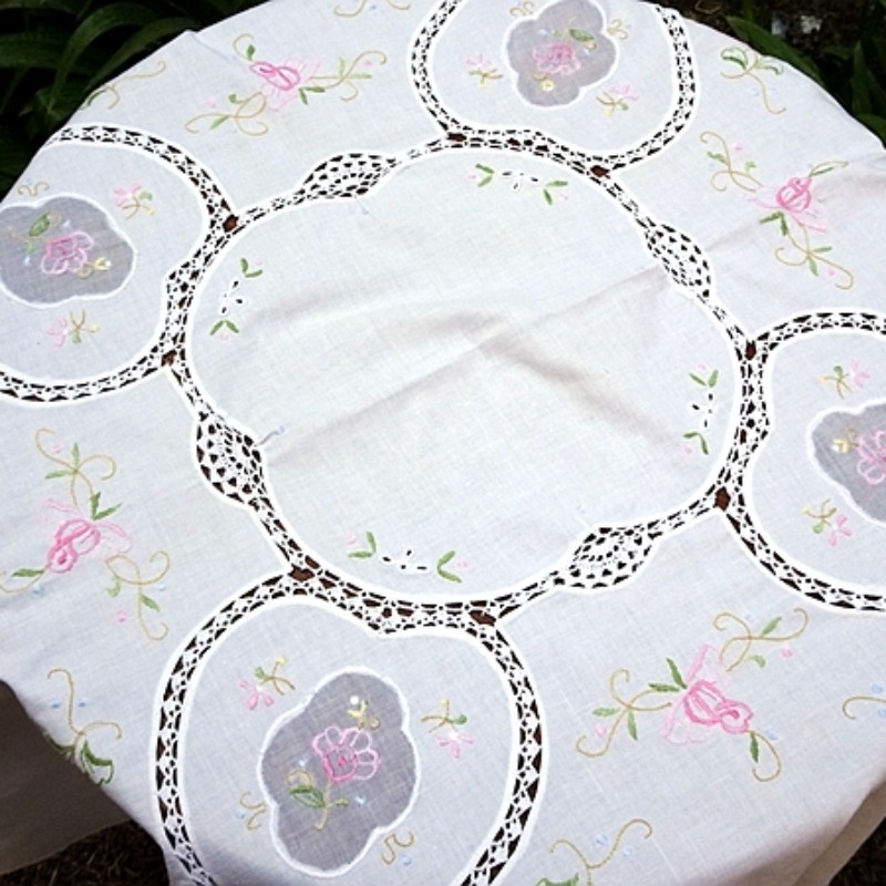 Pure cotton small machine embr - Table Runner recension och pris