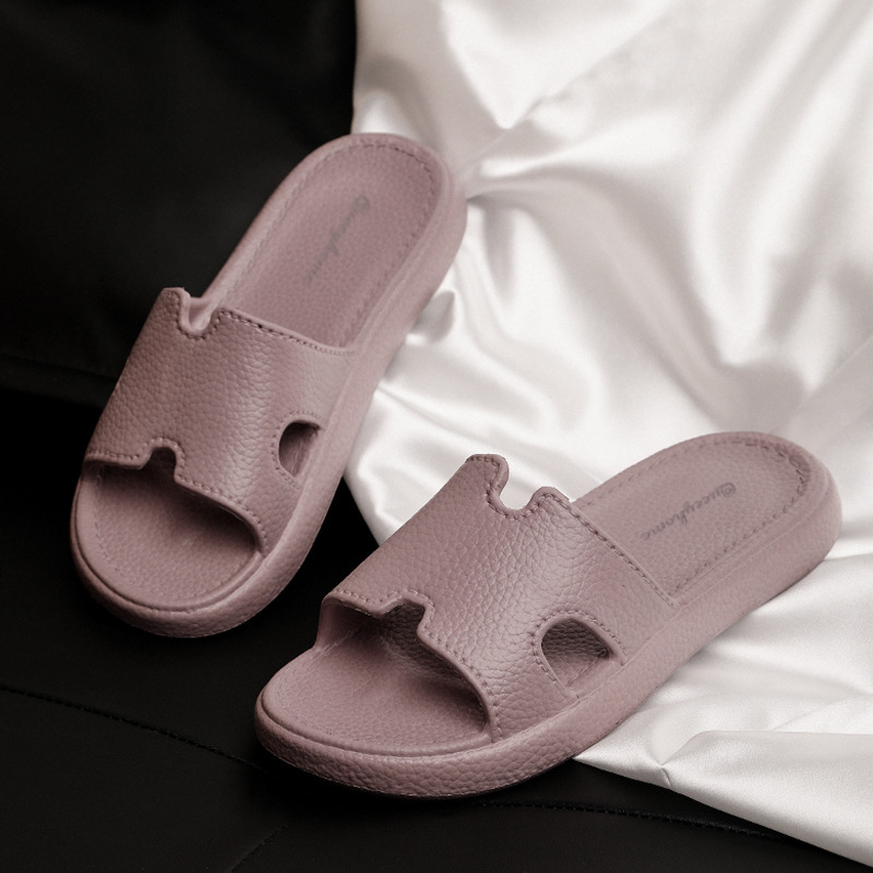 Women EVA Slippers Non Slip Ba - Throw Pillow recension och pris