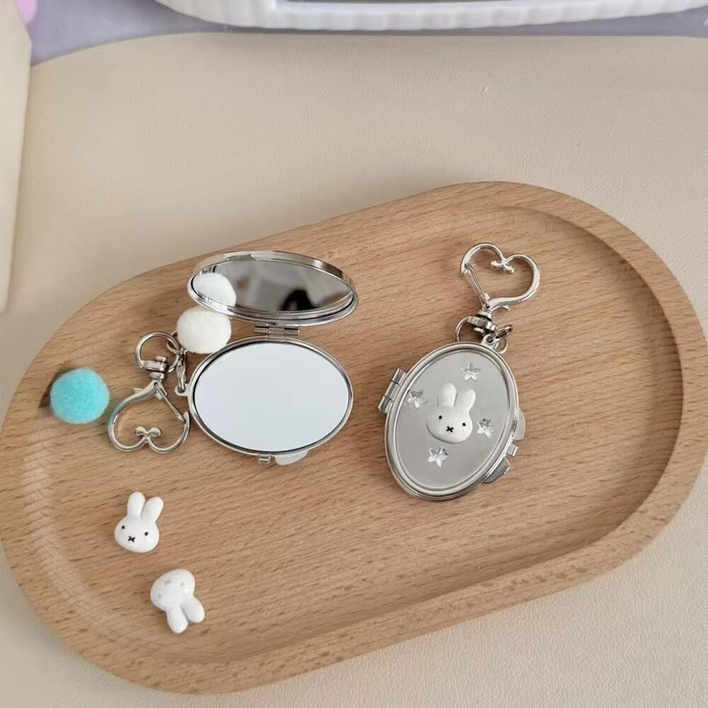 Kawaii Miffy Makeup Mirror Cre - Decorative Mirror recension och pris