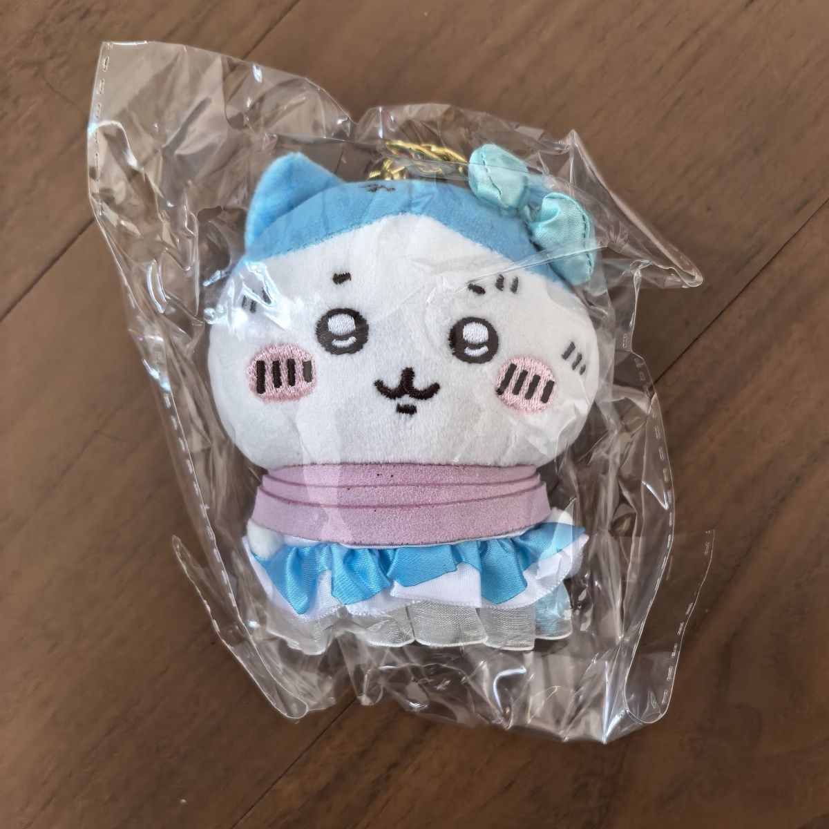 Cute Hachiware Blue Dress Clot - Decorative Mirror recension och pris